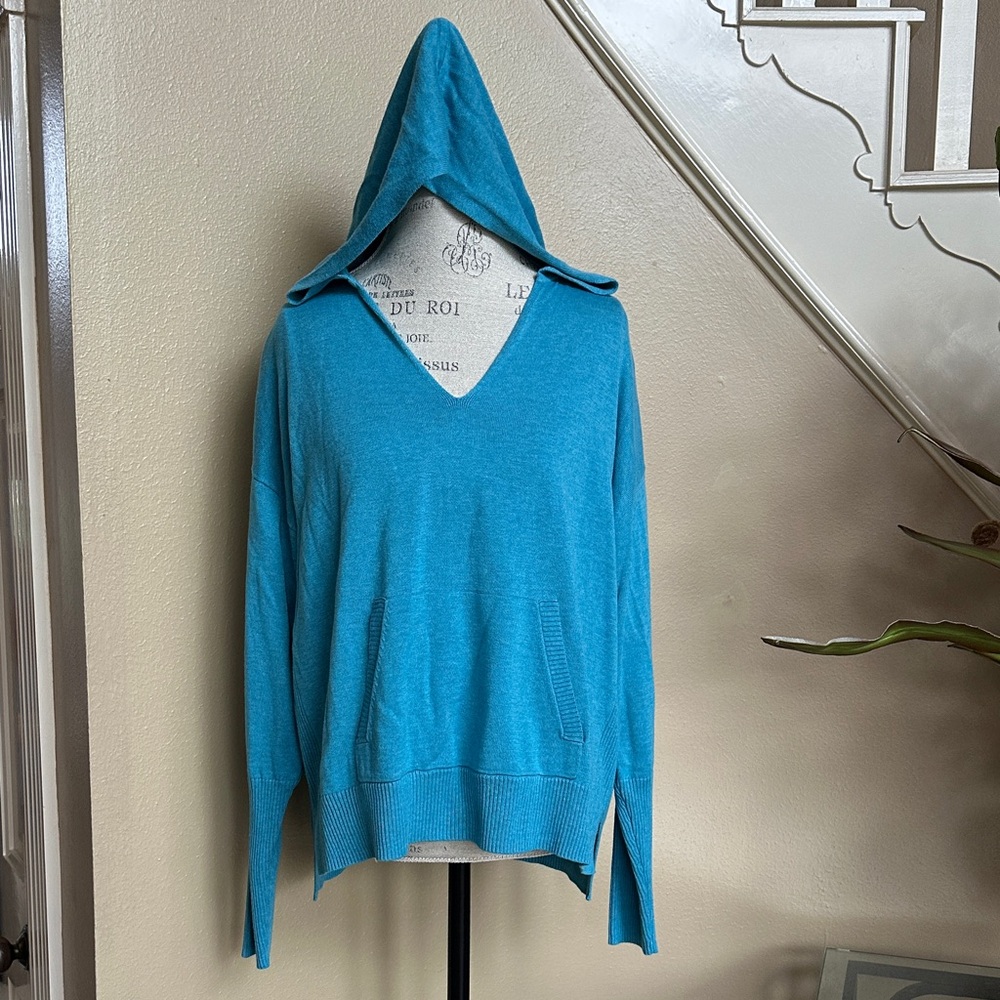 NWOT Cabi Hop To Hoodie - Picture 2 of 4